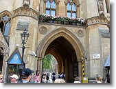 IMG_0834 * Walking to the back entrance of Westminster Abbey